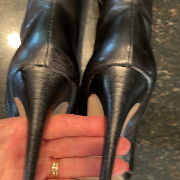 COACH Grace Womens Black Leather Knee High, High Heeled Boot, silver logo Sz 10 - Picture 9 of 10